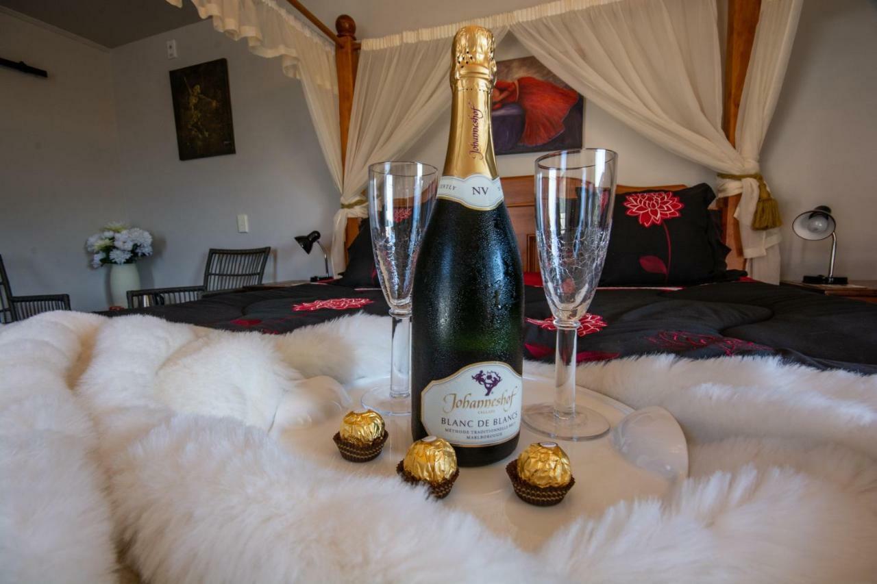 Palmira Lodge Waikawa  Eksteriør billede